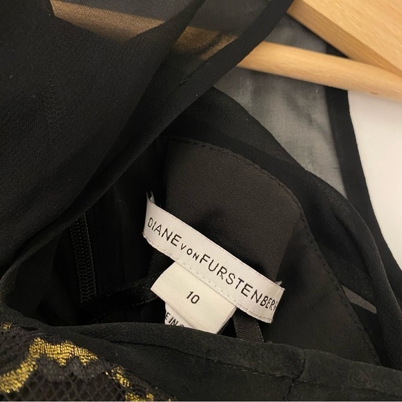 Diane von Furstenberg || Nisha Lace Mini Dress Black Gold 10 - Picture 5 of 11